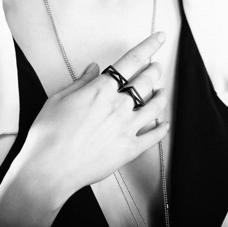 .bijouets sbarca al TATE MODERN di Londra