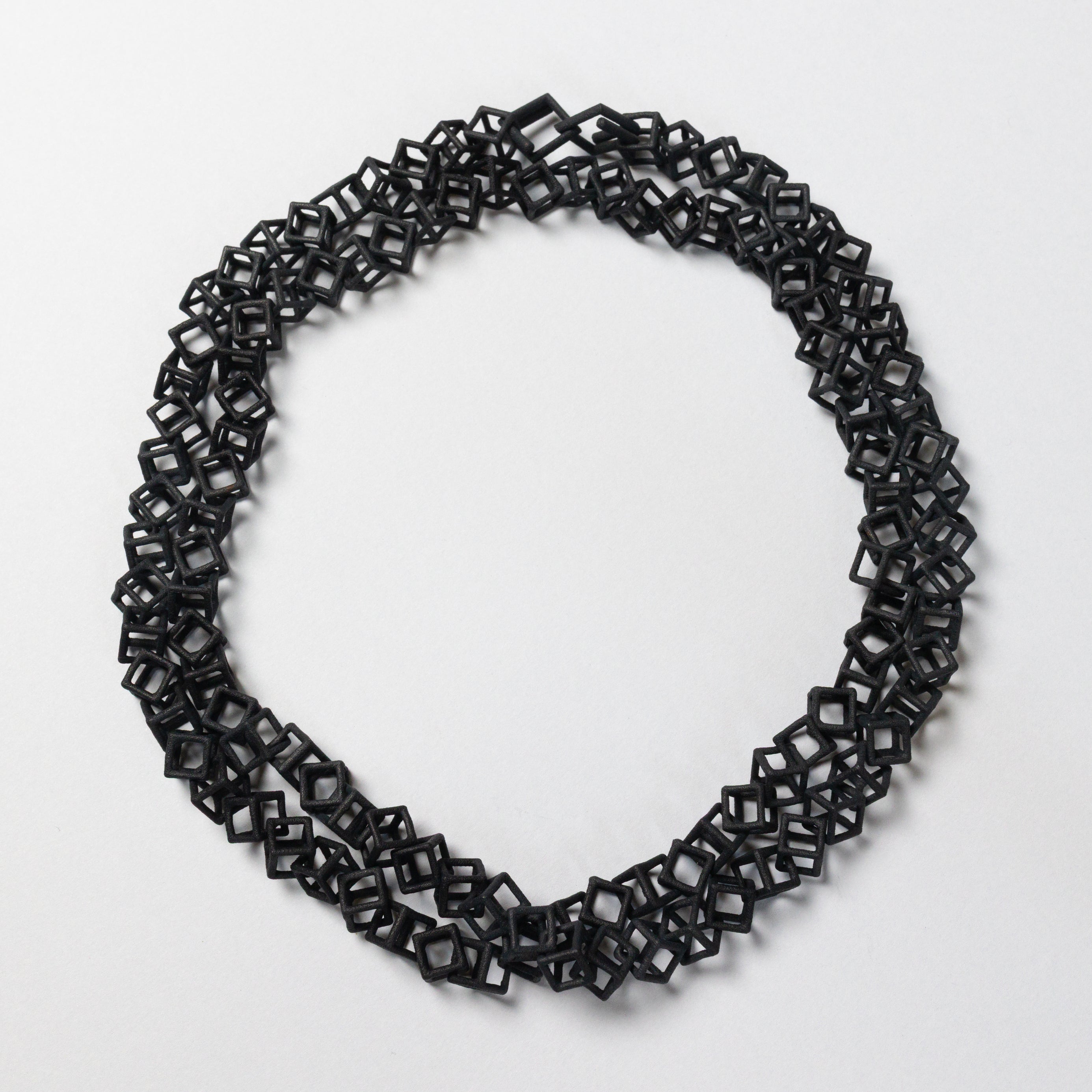 COLLANA_CUBETTI_LONG_BLACK.jpg