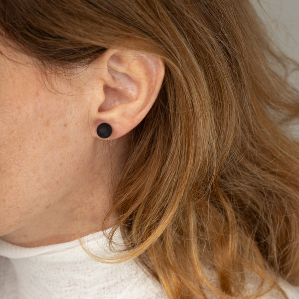 Round - Orecchini - Worn 1